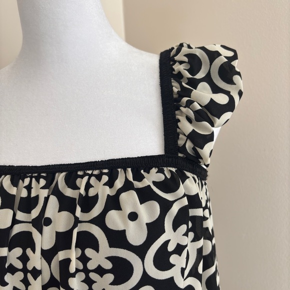 Women’s Black and Cream Patterned Square Neck Blouse | Size Small - Picture 5 of 8